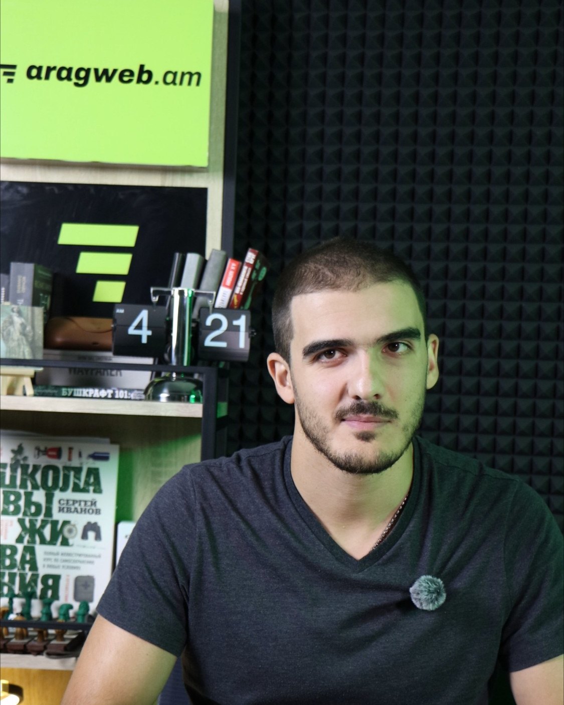 Ruben Bilbulyan in the Aragweb studio in Yerevan